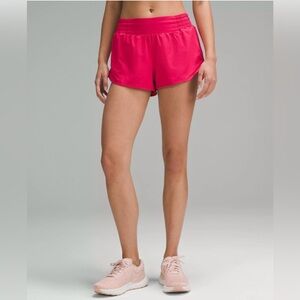 NWT Lululemon 8 Hotty Hot High-Rise Lined Short 2.5" Cherry Mist